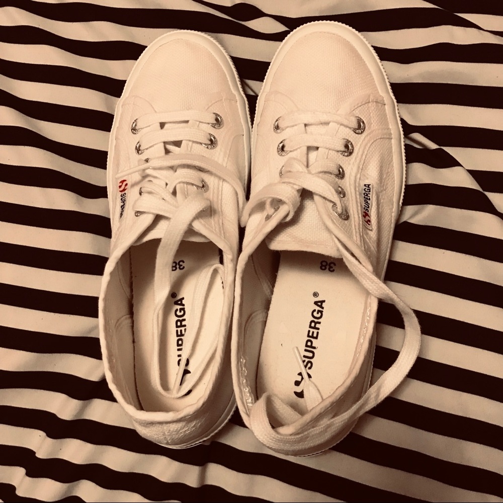 Superga | 2750 Cotu Classic White Sneakers